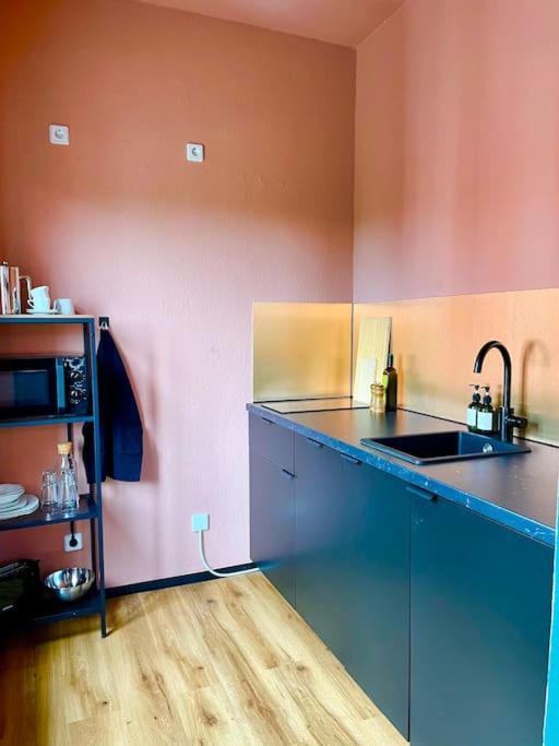 Apartment Schicke & Zentrale Altbauwohnung